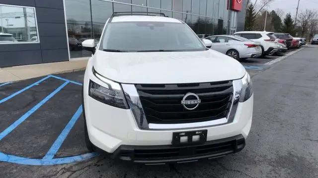 2024 Nissan Pathfinder SV 4WD