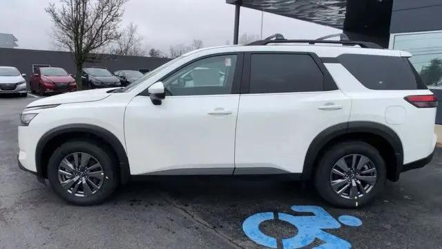 2024 Nissan Pathfinder SV 4WD