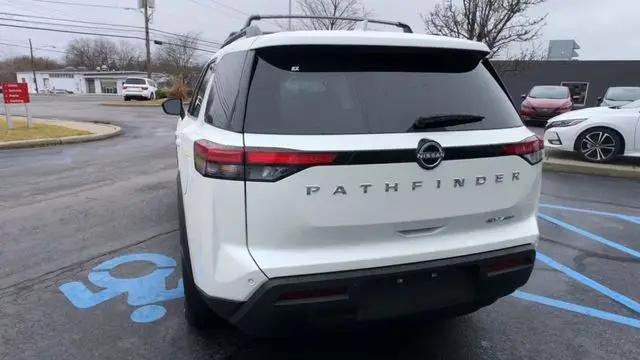 2024 Nissan Pathfinder SV 4WD
