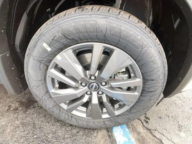 2024 Nissan Pathfinder SV 4WD