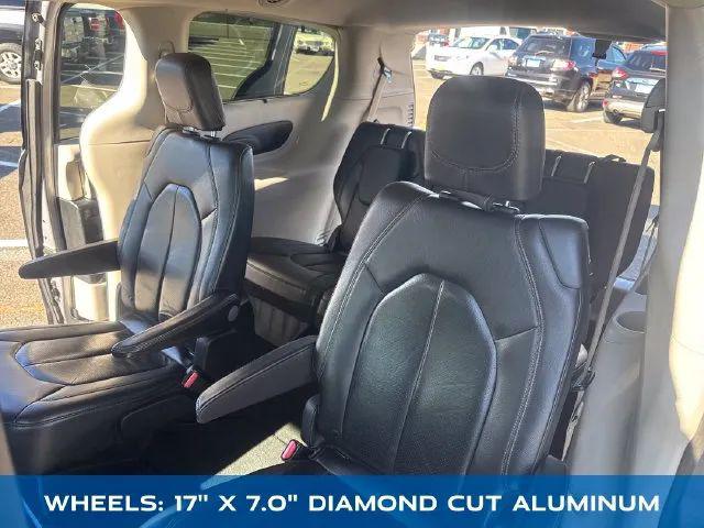 2020 Chrysler Pacifica Touring L Plus