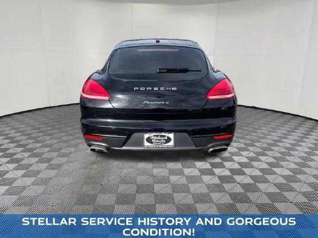 2015 Porsche Panamera 4