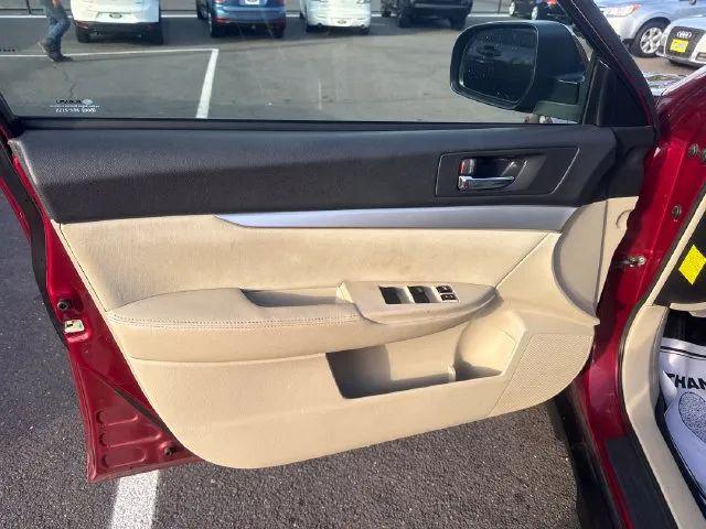 2011 Subaru Outback 2.5i Premium