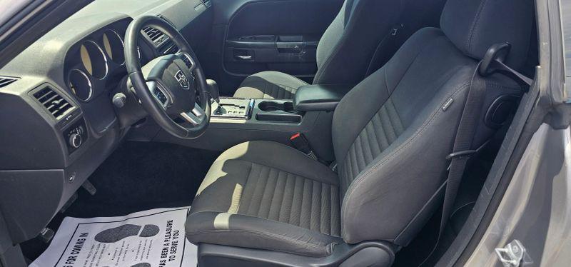 2014 Dodge Challenger SXT