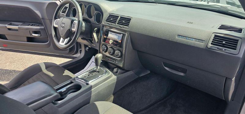 2014 Dodge Challenger SXT