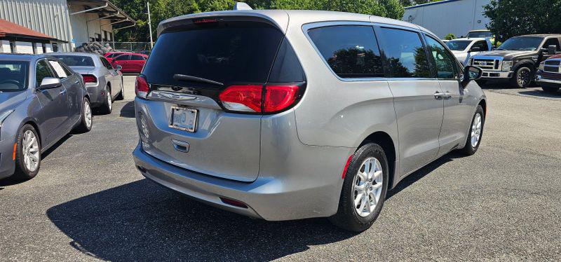 2017 Chrysler Pacifica LX