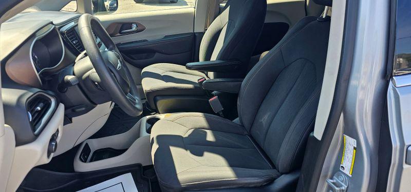 2017 Chrysler Pacifica LX