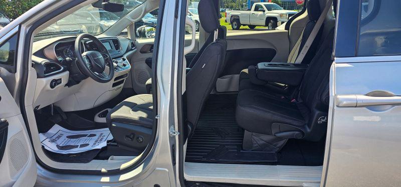 2017 Chrysler Pacifica LX