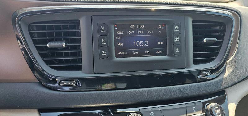 2017 Chrysler Pacifica LX