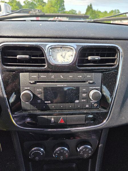 2011 Chrysler 200 Touring