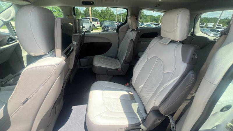 2018 Chrysler Pacifica Touring L Plus