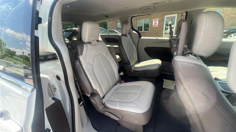 2018 Chrysler Pacifica Touring L Plus