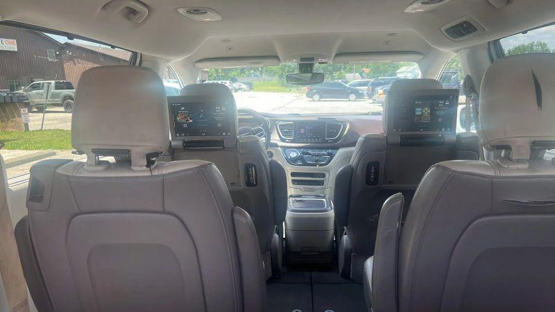2018 Chrysler Pacifica Touring L Plus