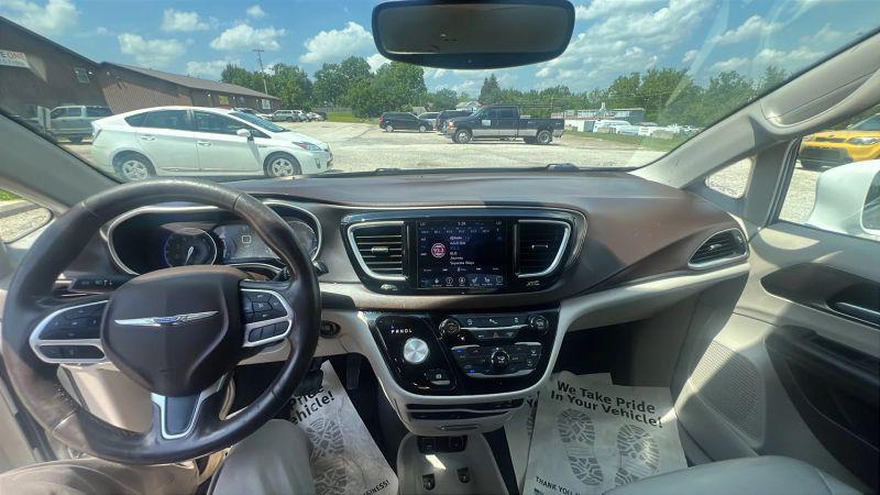 2018 Chrysler Pacifica Touring L Plus