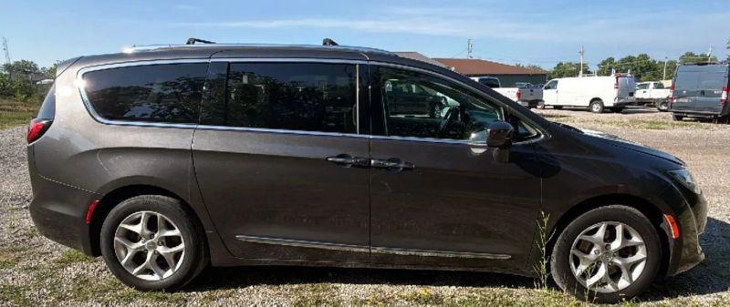 2018 Chrysler Pacifica Touring L