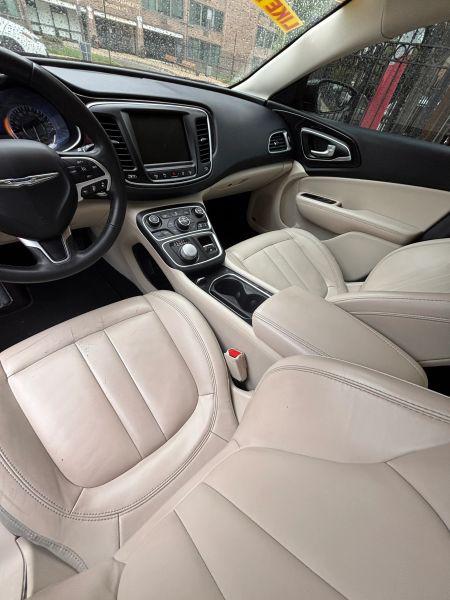 2015 Chrysler 200 C