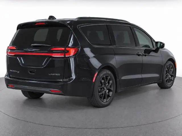 2025 Chrysler Pacifica Limited