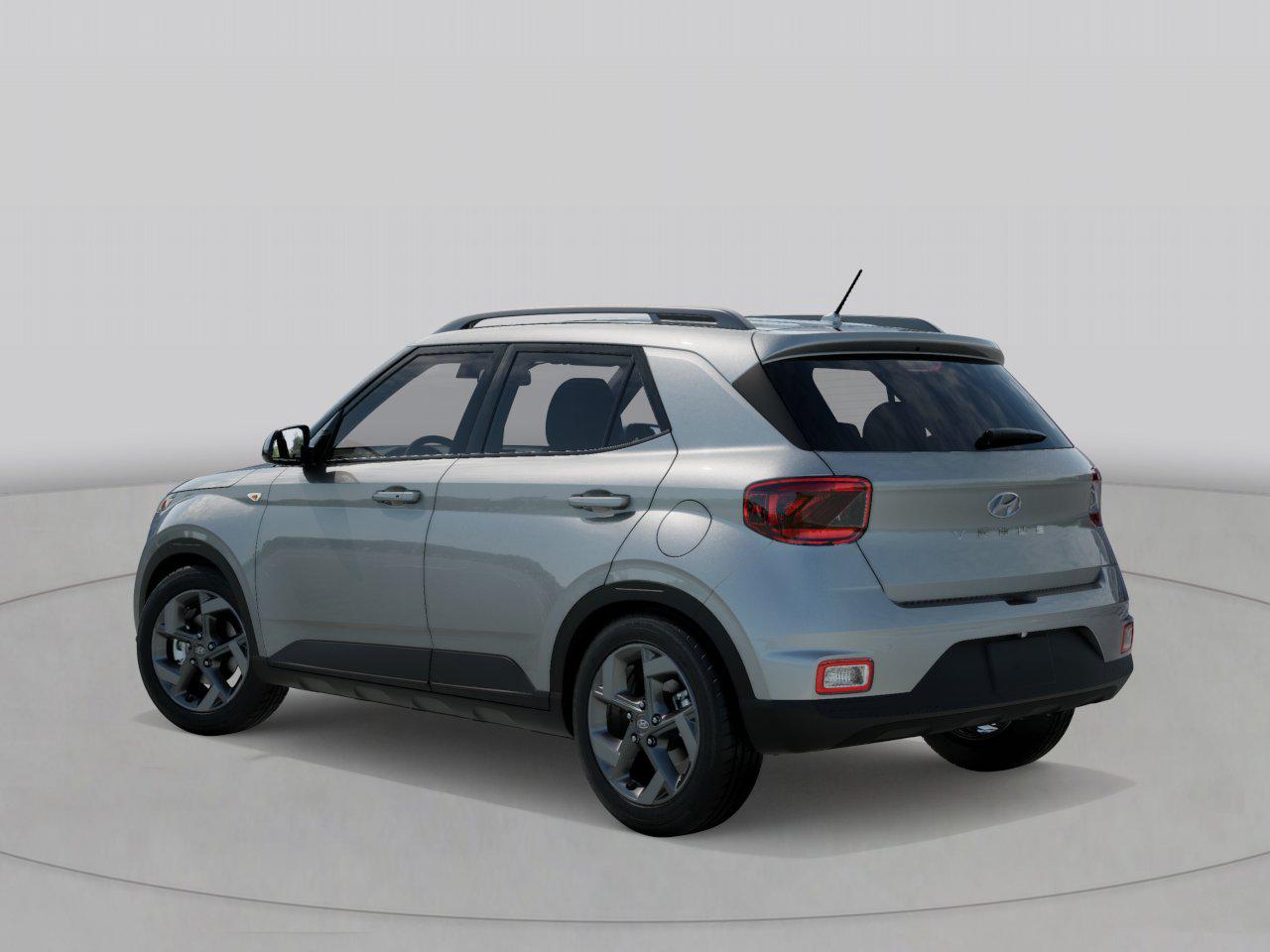 New 2026 Silver HYUNDAI SEL image 5