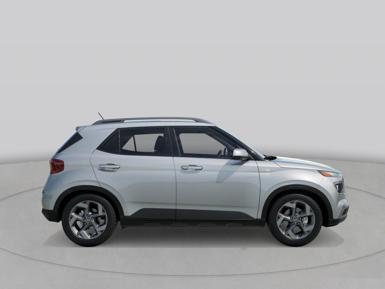 New 2026 Silver HYUNDAI SEL image 7