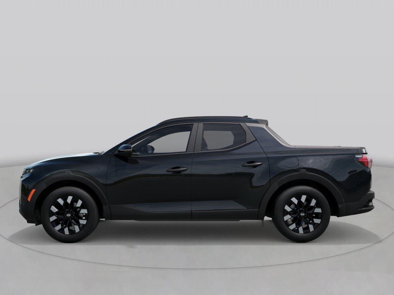 New 2027 Black HYUNDAI SEL Activity FWD image 3