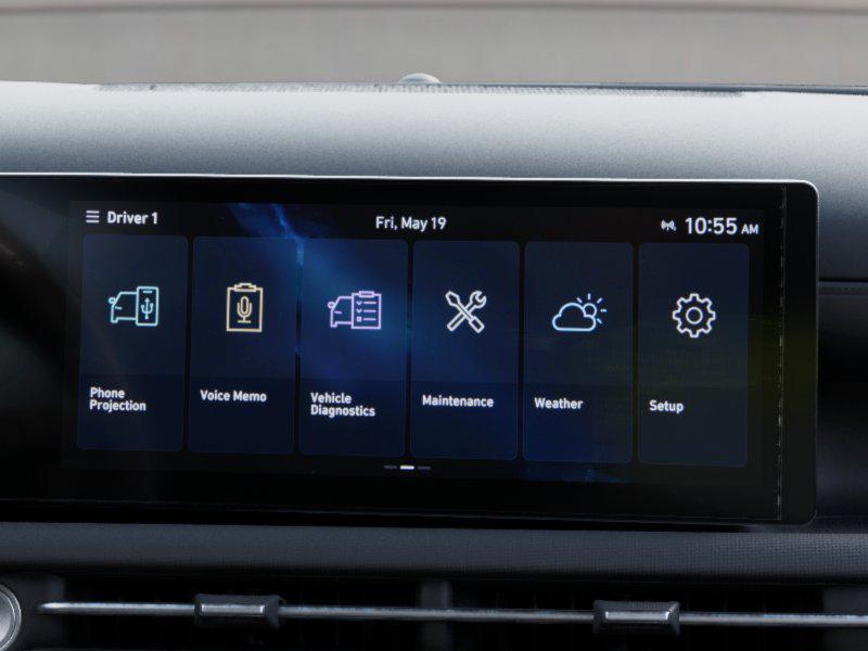 New 2027 Black HYUNDAI SEL Activity FWD image 13