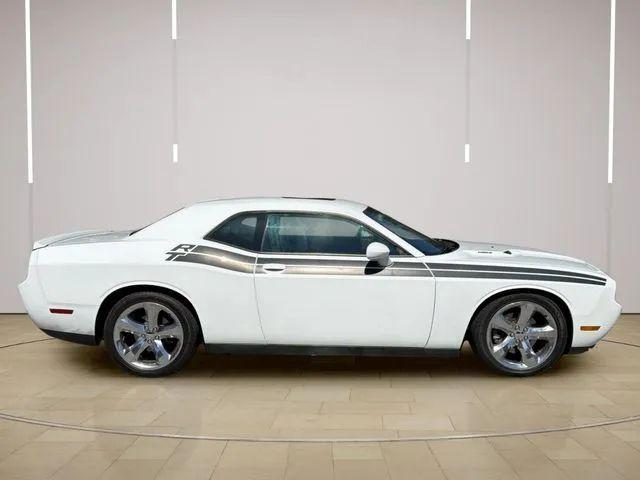 2013 Dodge Challenger R/T Plus