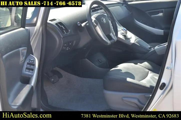 2014 Toyota Prius Plug-In Advanced