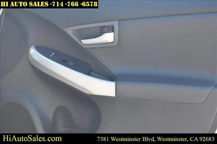 2014 Toyota Prius Plug-In Advanced