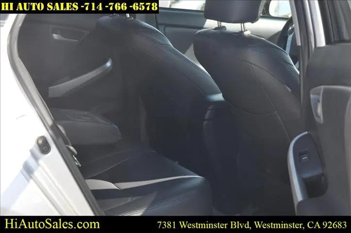 2014 Toyota Prius Plug-In Advanced