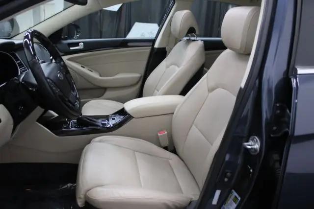 2014 Kia Cadenza Premium
