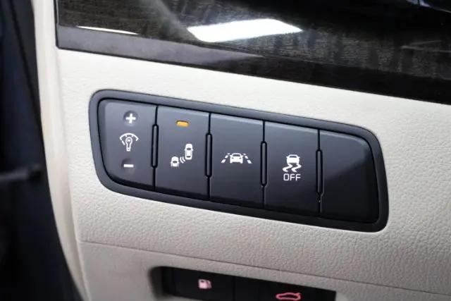 2014 Kia Cadenza Premium