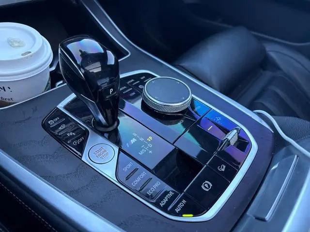 2021 BMW X7 M50i