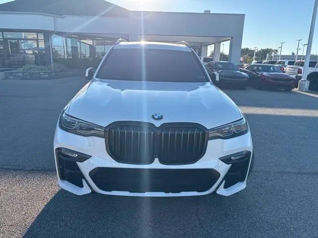 2021 BMW X7 M50i