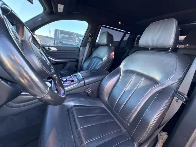 2021 BMW X7 M50i