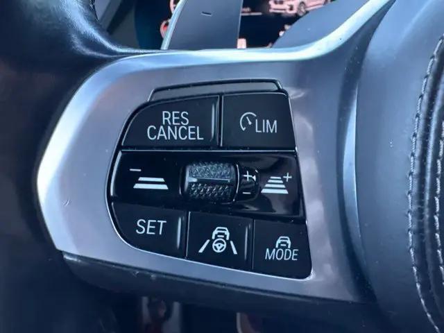 2021 BMW X7 M50i
