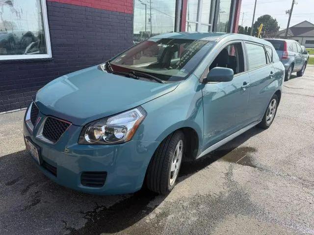 2009 Pontiac Vibe Base for sale in Waukegan, IL