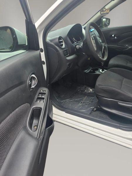2016 Nissan Versa 1.6 SV