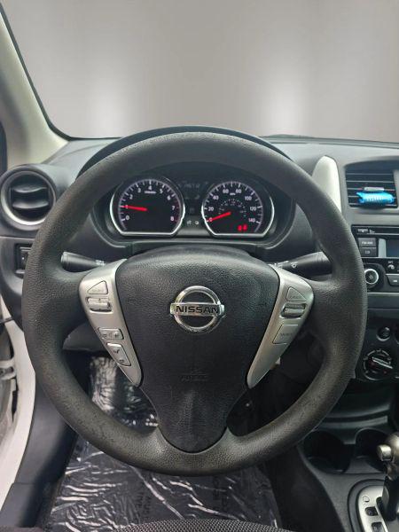 2016 Nissan Versa 1.6 SV