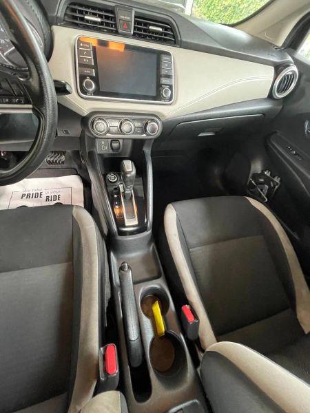 2021 Nissan Versa SV Xtronic CVT