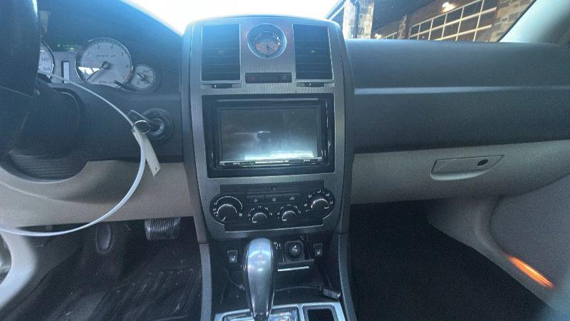 2006 Chrysler 300 SRT8