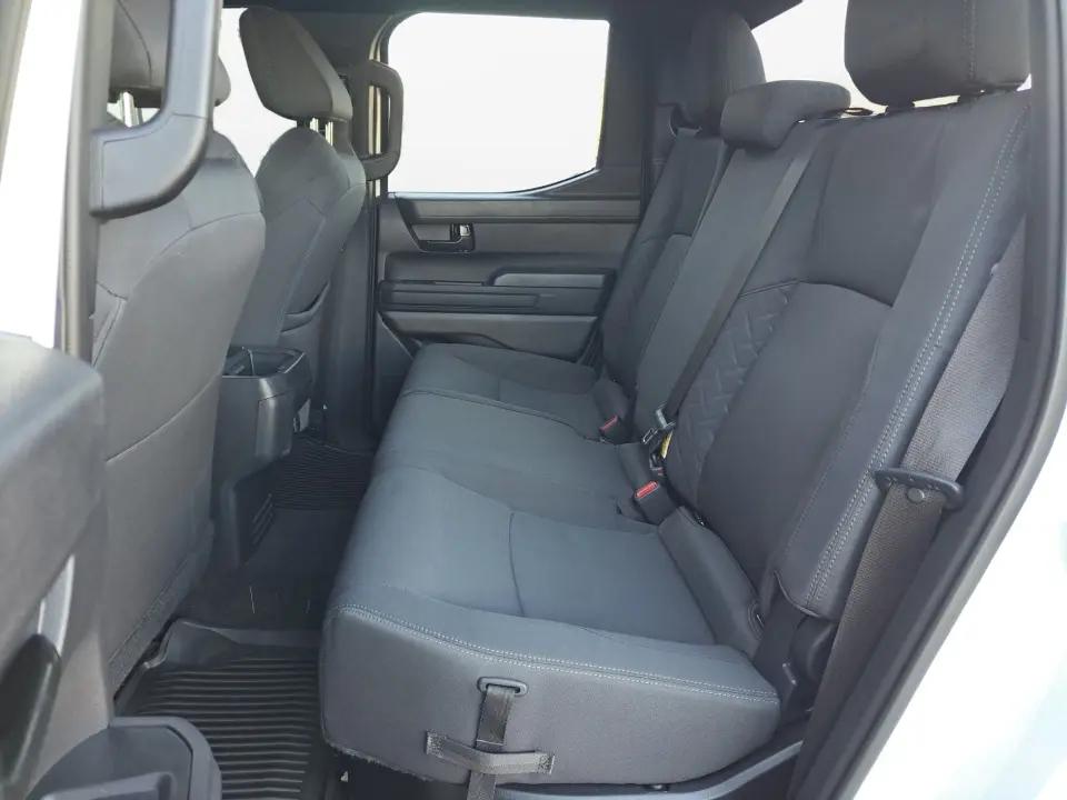 2025 Toyota Tacoma SR5 - Photo 15