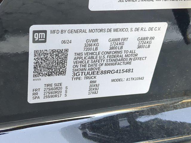 Used 2024 GMC Sierra 1500 4WD Crew Cab Short Box AT4 Four Wheel Drive Crew Cab