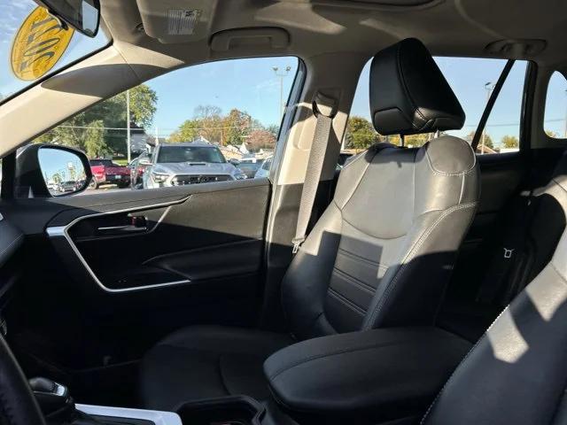 2021 Toyota RAV4 XLE Premium