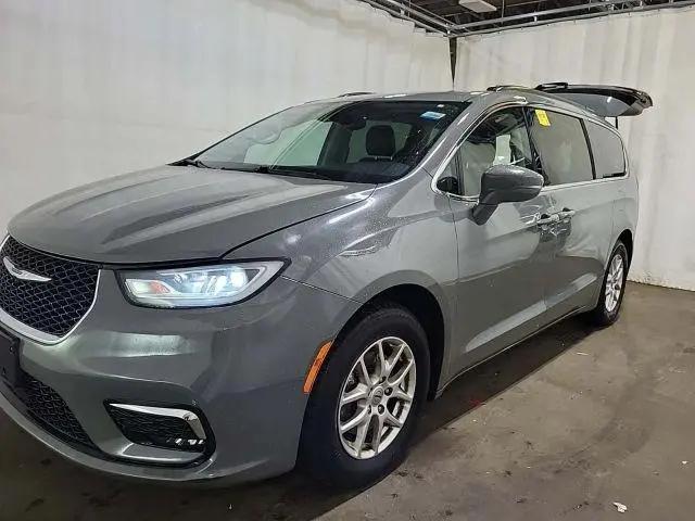 2022 Chrysler Pacifica Touring L for sale in Pennsauken Township, NJ
