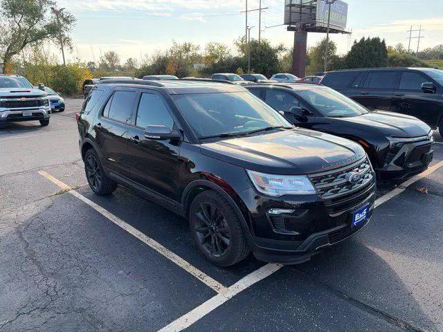 2018 Ford Explorer XLT for sale in Saukville, WI
