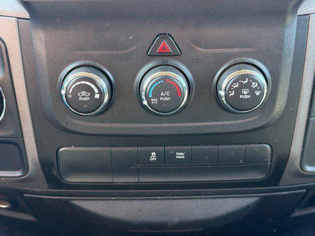 2019 Ram 1500 Classic Express Crew Cab 4x2 57 Box