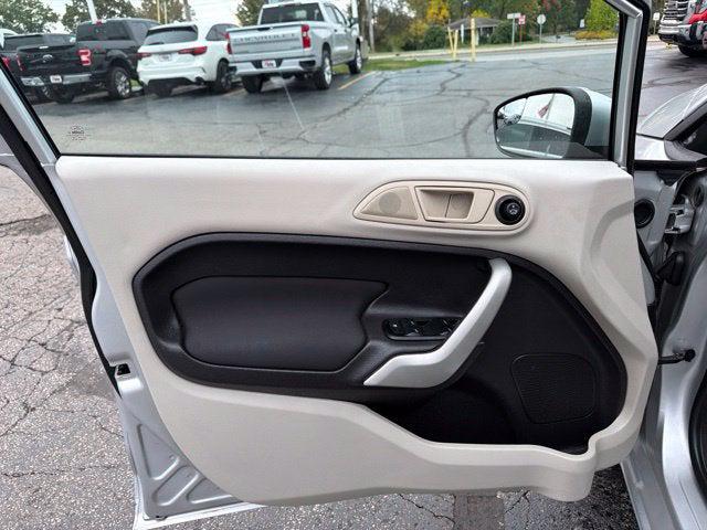 2012 Ford Fiesta SE