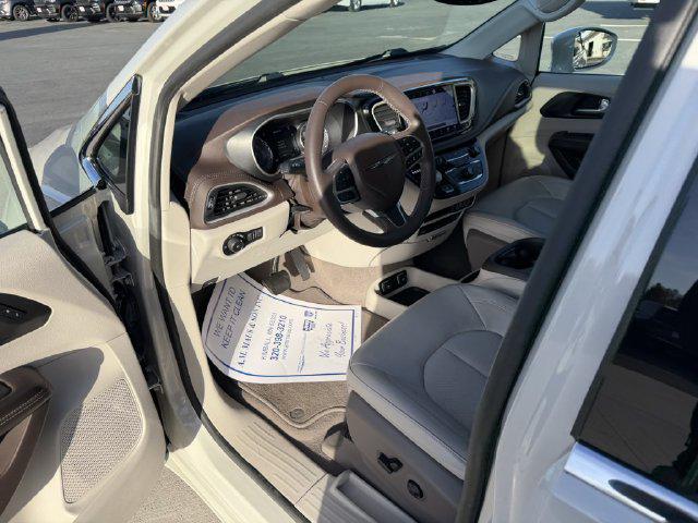 2021 Chrysler Pacifica Touring L