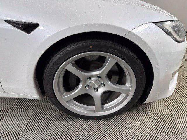 2022 Tesla Model S Plaid Tri Motor All-Wheel Drive