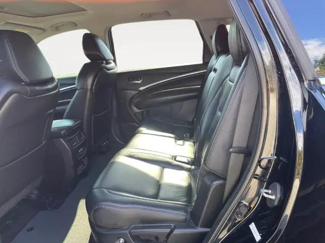 2017 Acura MDX w/Technology Package